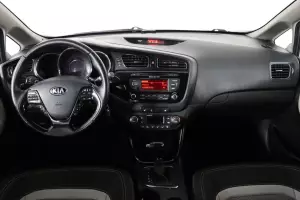 Kia  9