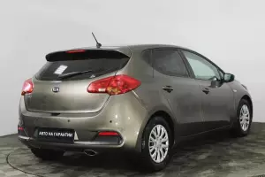 Kia  4