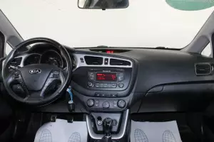 Kia  7