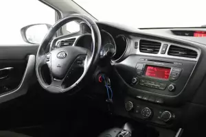 Kia  8