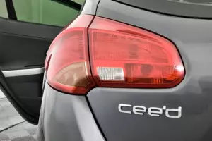 Kia  6