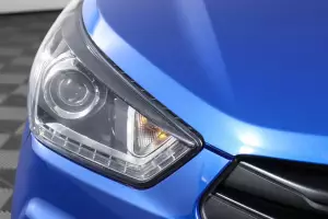 Hyundai  11