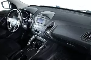 Hyundai  10