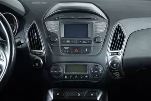 Hyundai  11