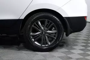 Hyundai  8