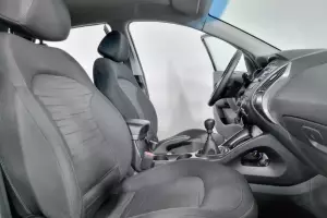Hyundai  10