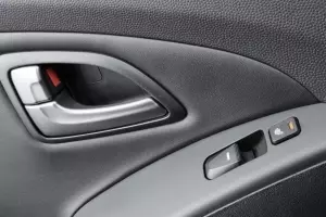 Hyundai  13