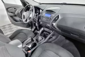 Hyundai  9