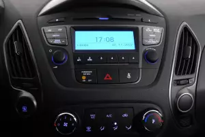 Hyundai  13