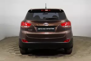Hyundai  4
