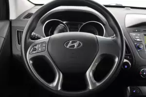 Hyundai  9