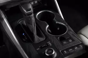 Toyota  18
