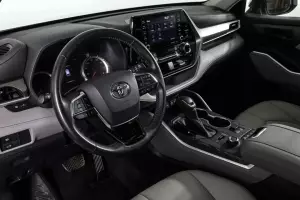 Toyota  7