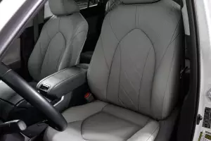 Toyota  6