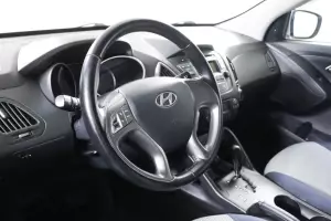 Hyundai  9