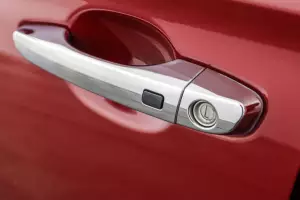 Hyundai  8