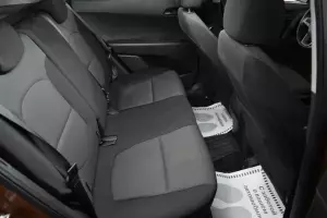 Hyundai  13