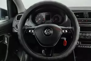Volkswagen  1