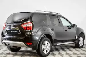 Nissan  4