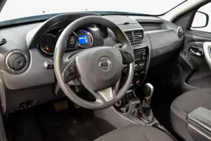 Nissan  9