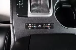 Toyota  5