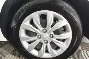 Hyundai  13