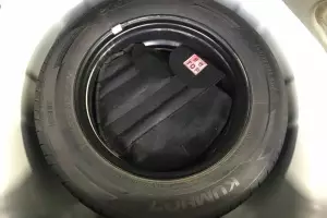 Kia  4
