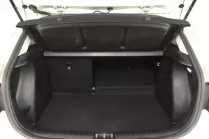 Kia  16