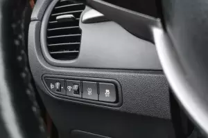 Kia  13