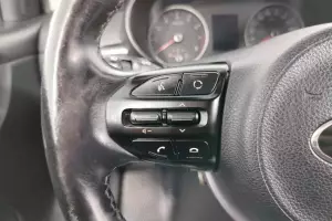 Kia  12