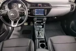 Kia  4