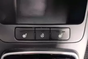 Kia  9