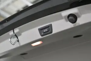 BMW  6