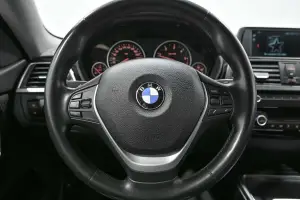 BMW  8