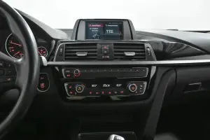 BMW  9