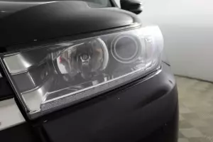 Toyota  11