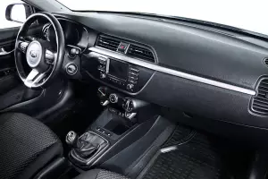 Kia  10