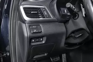 Kia  9