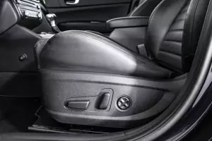 Kia  8