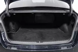 Kia  16