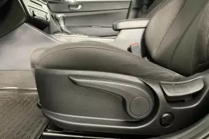 Kia  8