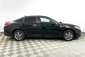 Kia  18