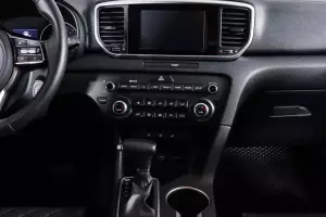 Kia  8