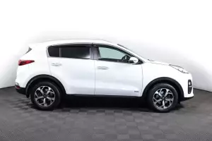 Kia  18