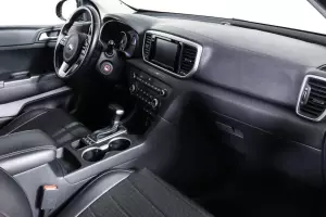 Kia  12