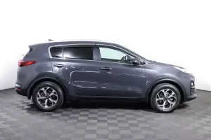 Kia  3