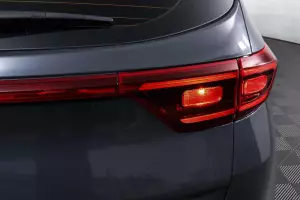 Kia  8