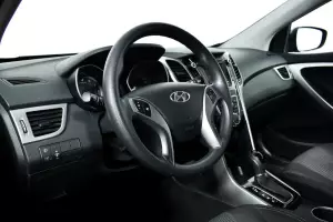 Hyundai  10