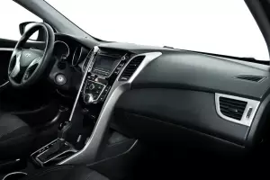 Hyundai  9