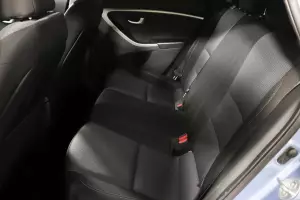 Hyundai  10